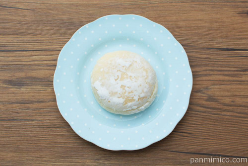 雪見だいふくみたいなパン【ファミリーマート】上