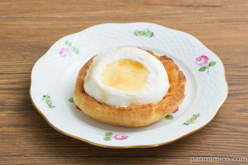 ホットケーキシュー【ローソン】斜め