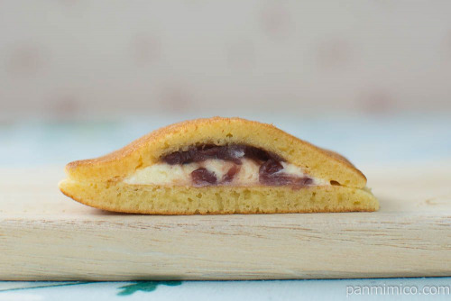 もちジャリ　あんバター【ローソン】断面