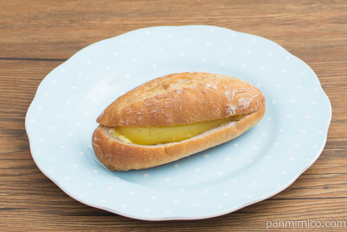 マチノパン　香くるみフランスパン　おいもバター【ローソン】斜め