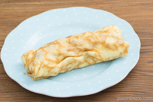 ずっしり満足クレープ（チョコバナナ）【ヤマザキ】斜め