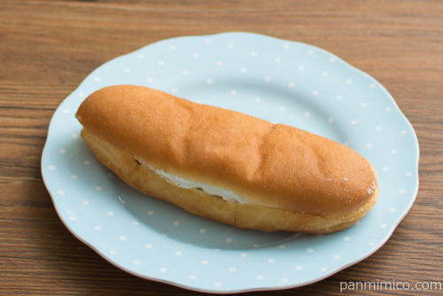 ほおばるクリームのドーナツ（板チョコ）【ヤマザキ】斜め