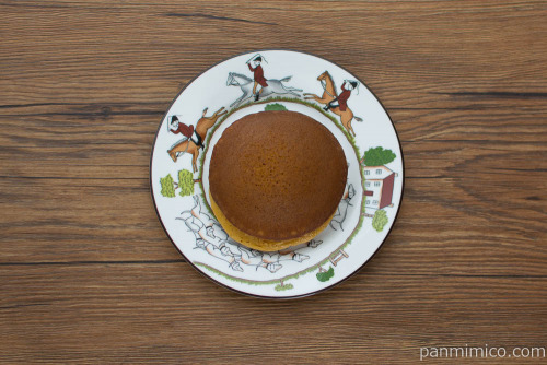 餅入り黒糖生どら【ファミリーマート】上