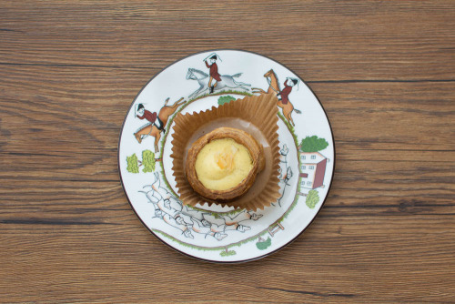 充ちるカスタードクリームのパイ【ローソン】上