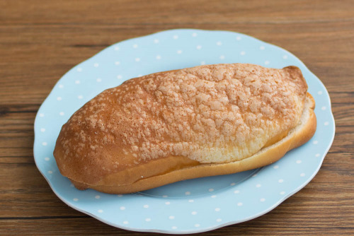 マカロンコッペ【フジパン】斜め