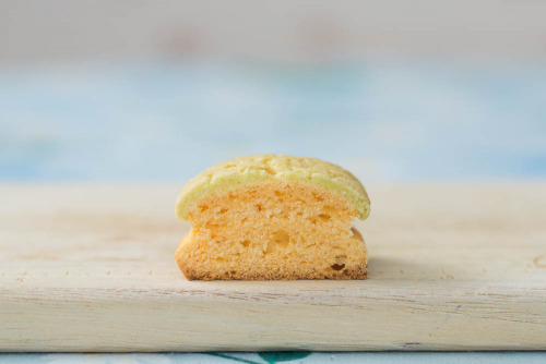 メロンスコーン　4個入【ローソン】断面