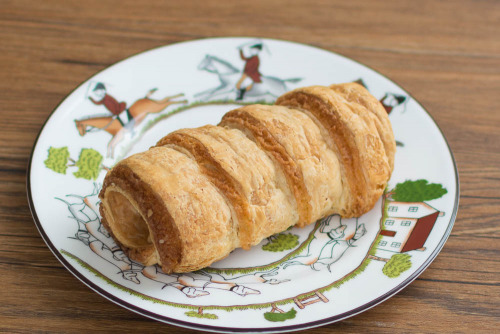 クリスピーサンホルン（マロンクリーム）【ヤマザキ】斜め