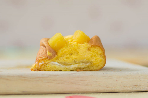 ふわふわケーキオムレット　さつまいも【ファミリーマート】断面