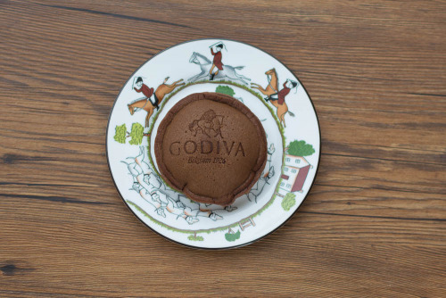 Uchi Café×GODIVA　どらもっち　ドゥーブルショコラ【ローソン】上