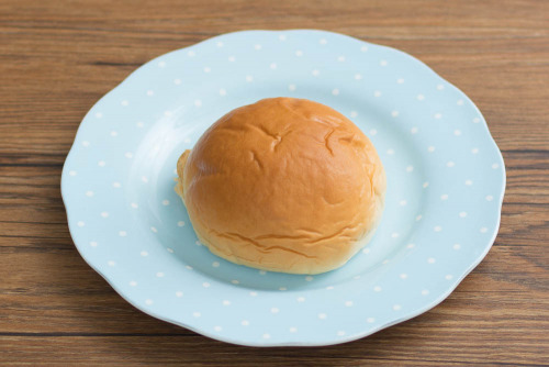 大入あんぱん（餅入り）日本相撲協会監修【ヤマザキ】斜め