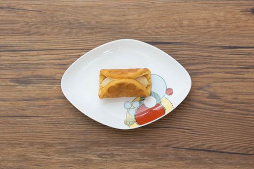 ふんわりワッフル(りんご＆キャラメル) 北海道産牛乳使用【ヤマザキ】上