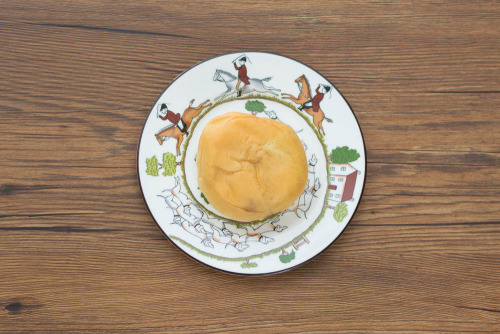 冷やして食べるとろけるくりーむパン チョコレート【八天堂】上