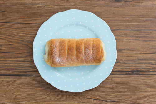 蔵王山麓産ミルククリームデニッシュ【第一パン】上