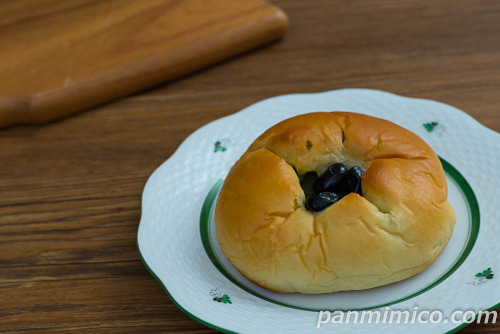 天空の抹茶®と黒豆【第一パン】斜め