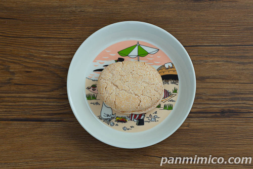 ダックワーズサンド（キリマンジャロコーヒー入りクリーム）【ヤマザキ】上