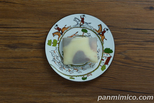 白バラ牛乳使用モーモークレープ【セブンイレブン】上