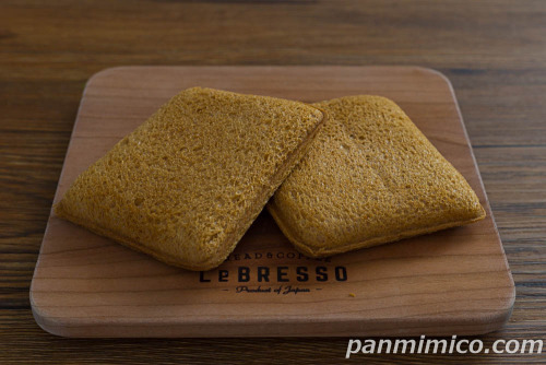 黒糖スナックサンド　ハニークリームチーズ【フジパン】斜め