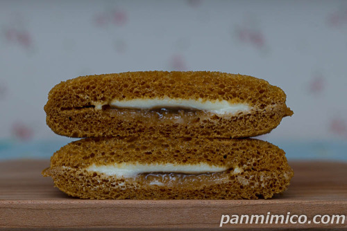 黒糖スナックサンド　ハニークリームチーズ【フジパン】断面