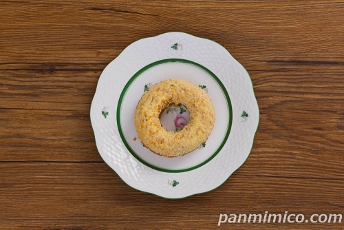 メロンパン風ドーナツ【ファミリーマート】上