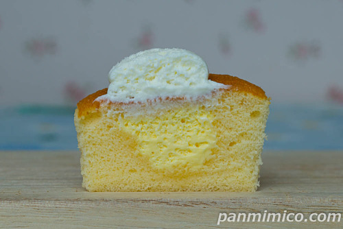７プレミアム　スフレパンケーキ【セブンイレブン】断面