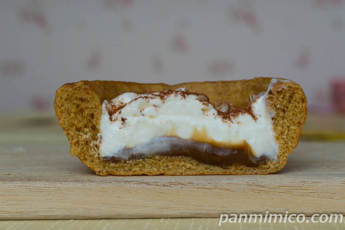 ティラミスパン【ファミリーマート】断面