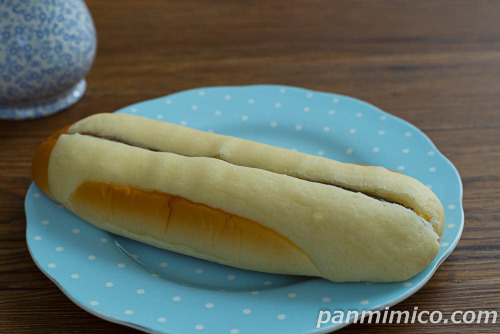 北海道小豆とホイップのロールパン【Pasco】斜め