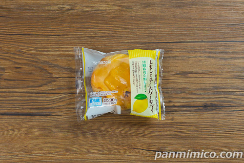 レモンのチーズケーキパイ（淡路島産完熟レモン）【ローソン】【ヤマザキ】パッケージの写真