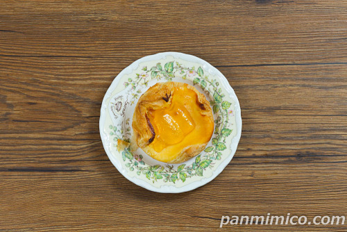 レモンのチーズケーキパイ（淡路島産完熟レモン）【ローソン】【ヤマザキ】上から撮った写真