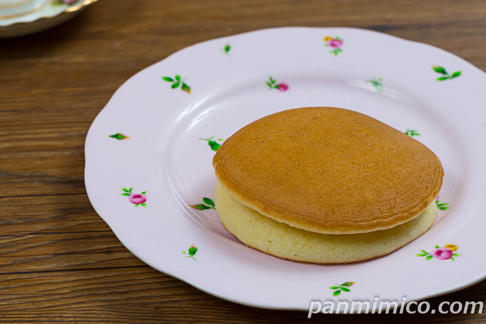 ふわふわホットケーキサンド（あまおう苺ジャム＆ミルキーホイップ）2