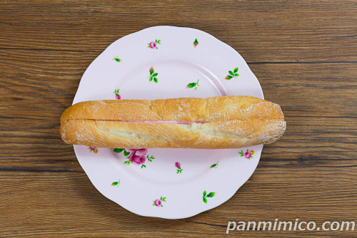 ICHIBIKO　苺みるくフランス【ローソン】上から撮った写真