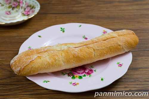 ICHIBIKO　苺みるくフランス【ローソン】斜めから撮った写真