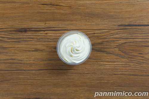 ホイップ推しのためのホイップクリーム【セブンイレブン】上から撮った写真