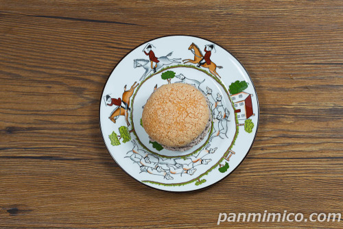 クリームたっぷり生ブッセ(クッキークリーム)【ヤマザキ】上から撮った写真