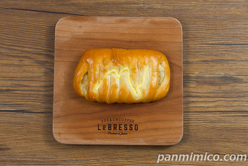 たけのこパン【フジパン】上から撮った写真