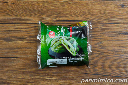 濃い宇治抹茶メロンパン【ファミリーマート】パッケージの写真