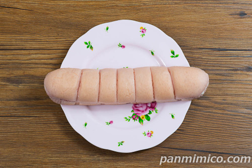 兵庫県産あまクイーン使用 いちごジャムのちぎりパン【セブンイレブン】上から撮った写真