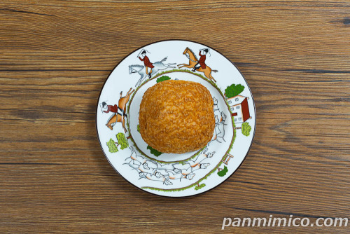 濃厚たまごのカスタードクッキーシュー【ローソン】上から撮った写真