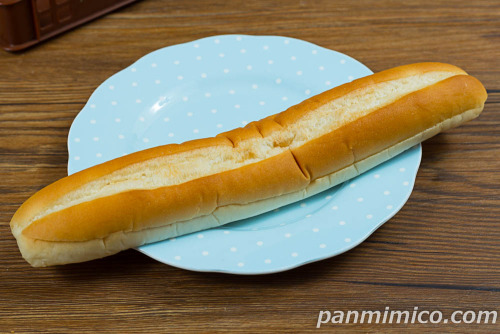 ロングスティック ミルクティー【フジパン】斜めから撮った写真