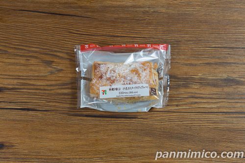 林檎を愉しむとろ生カスタードのアップルパイ【セブンイレブン】パッケージの写真