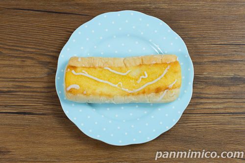 白いサンミー【YKベーキングカンパニー】上から撮った写真