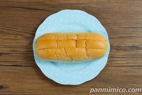 大きなダブルロールパン（メロンジャム＆メロンホイップ）北海道産赤肉メロン【ヤマザキ】上から撮った写真