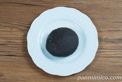 ダークドーナツ【フジパン】上から撮った写真