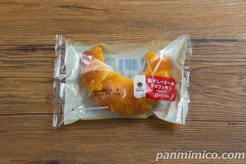 焦がしバターのクロワッサン【ファミリーマート】パッケージの写真
