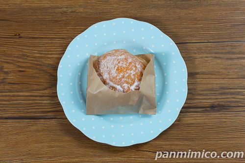 マラサダ（マカダミアホイップ）【ファミリーマート】上から撮った写真