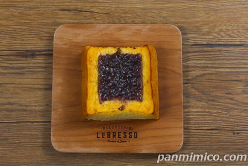 あんバターフレンチトースト（赤穂の天塩入り粒あん）【ローソン】上から撮った写真
