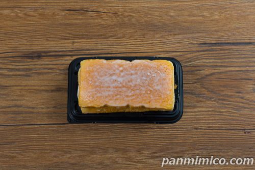 爽やかなレモンカスタードケーキ【ヤマザキ】上から撮った写真