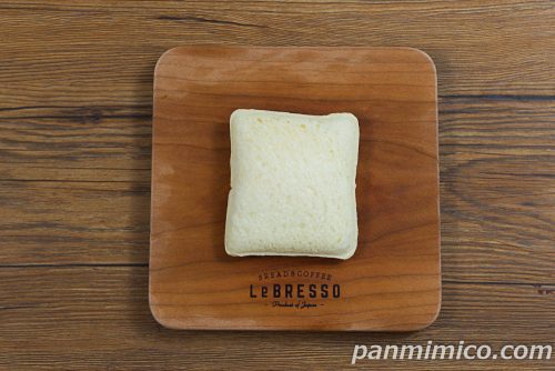 生すなっくさんど　たっぷりホイップ【フジパン】上から撮った写真