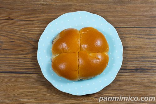 ４色パン【YKベーキングカンパニー】上から撮った写真