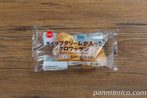 ７Ｐ　ホイップクリームが入ったクロワッサン【セブンイレブン】パッケージの写真
