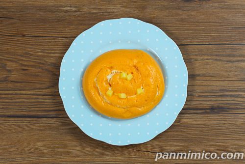 フロマージュリッチ【ヤマザキ】上から撮った写真